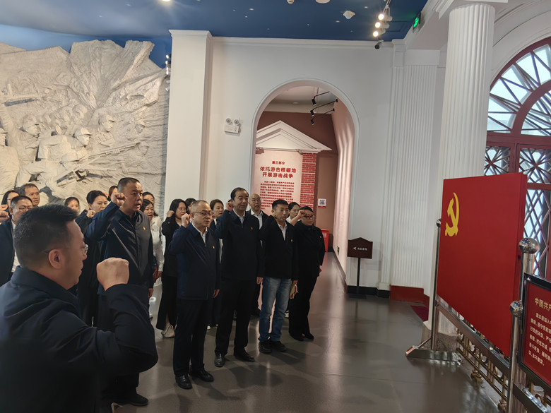 1759106561160044.jpg 1.jpg